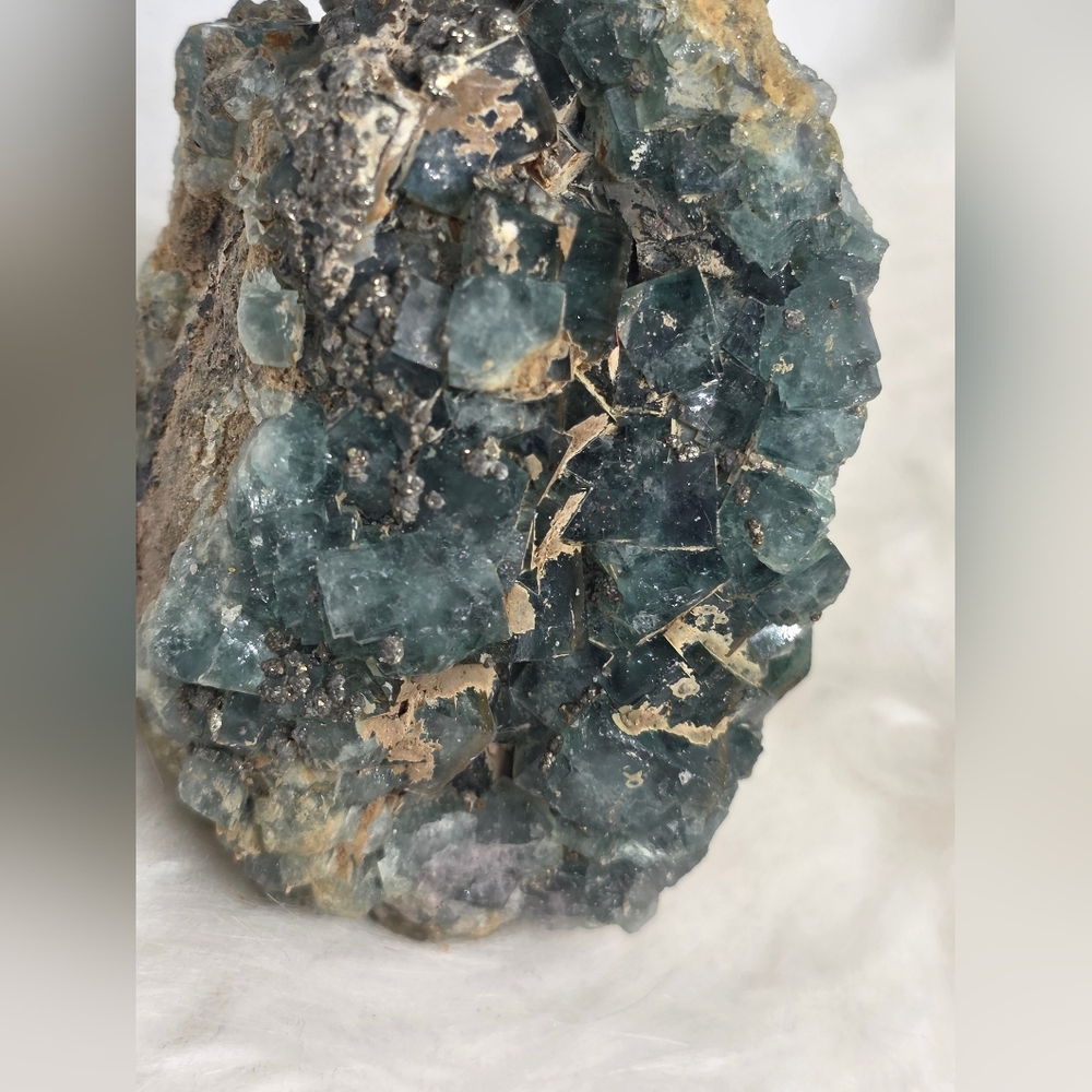 Raw Cubic Blue Green Fluorite Cluster – UV Reactive. Crystal Collector - Picture 2 of 10